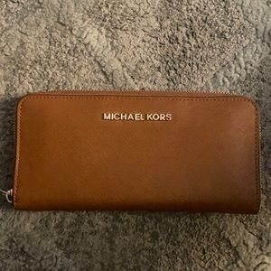 Cognac Michael Kors wallet